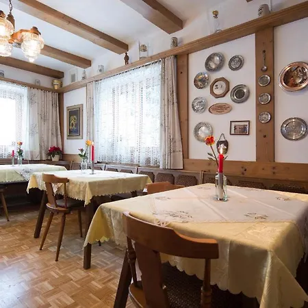 Haus Mary Bed & Breakfast Söll